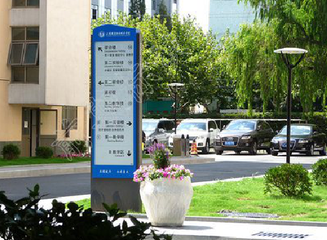 含山哪些因素影响宣传栏的制作？